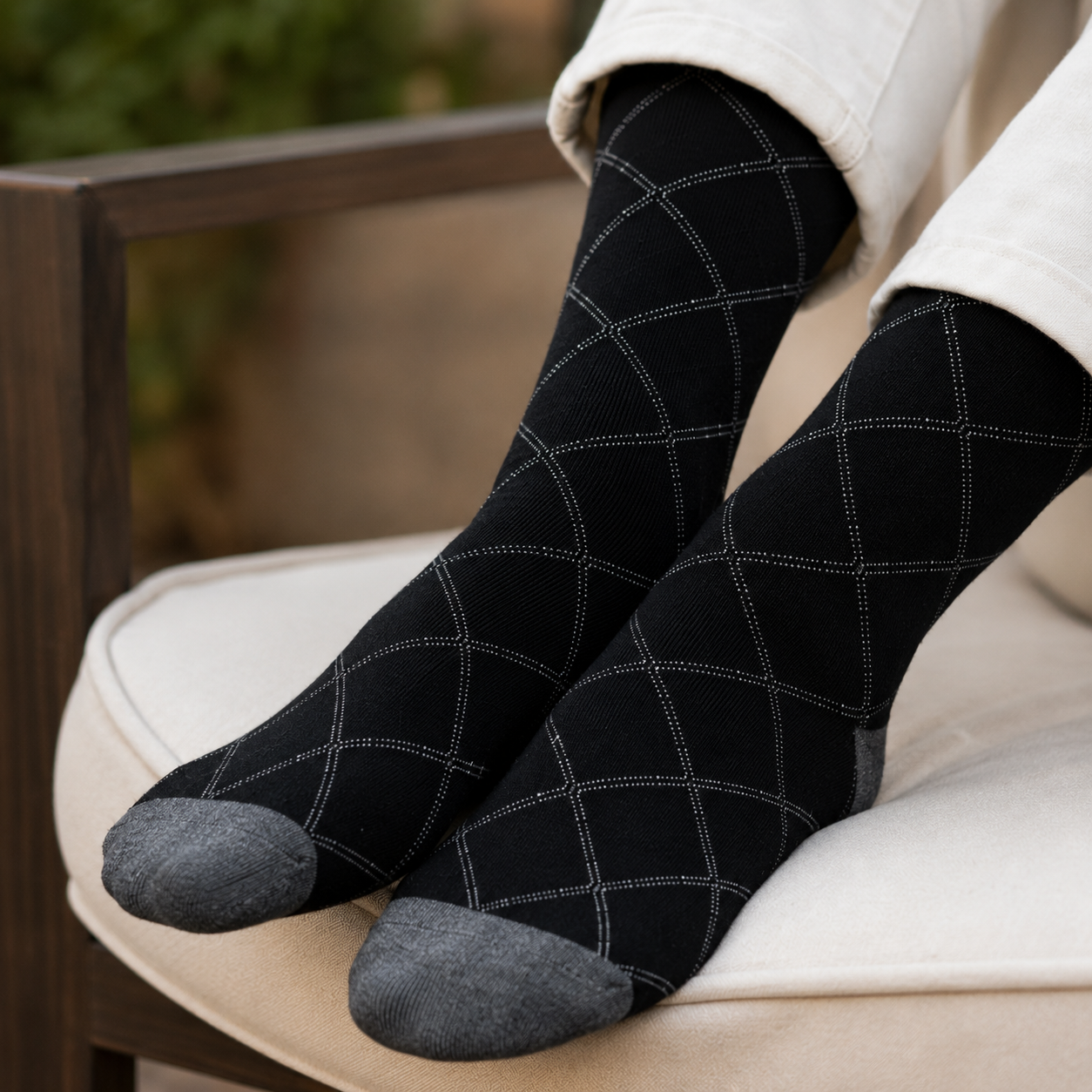 Diamond Grid Crew Socks – Premium Stylish Dress Socks for Men & Women