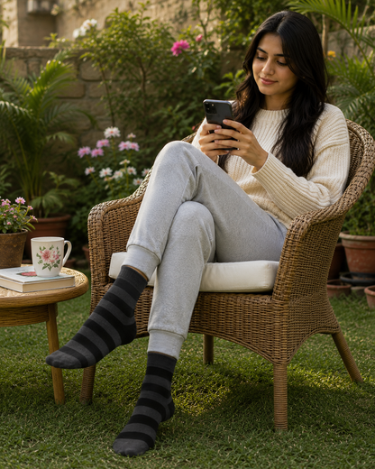 Bold Stripes Crew Socks – Premium Comfort, Stylish Everyday Wear & Long-Lasting Fit