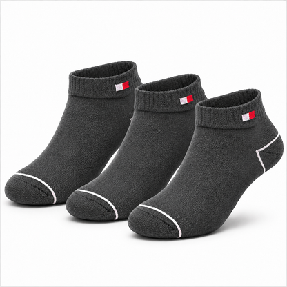 TOMMY HILFIGER Premium Color-Block Ankle Socks – Soft Cotton Blend, Breathable & Stretchable Fit.