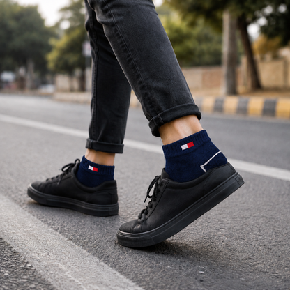 TOMMY HILFIGER Premium Color-Block Ankle Socks – Soft Cotton Blend, Breathable & Stretchable Fit.