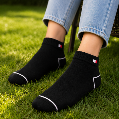 TOMMY HILFIGER Premium Color-Block Ankle Socks – Soft Cotton Blend, Breathable & Stretchable Fit.